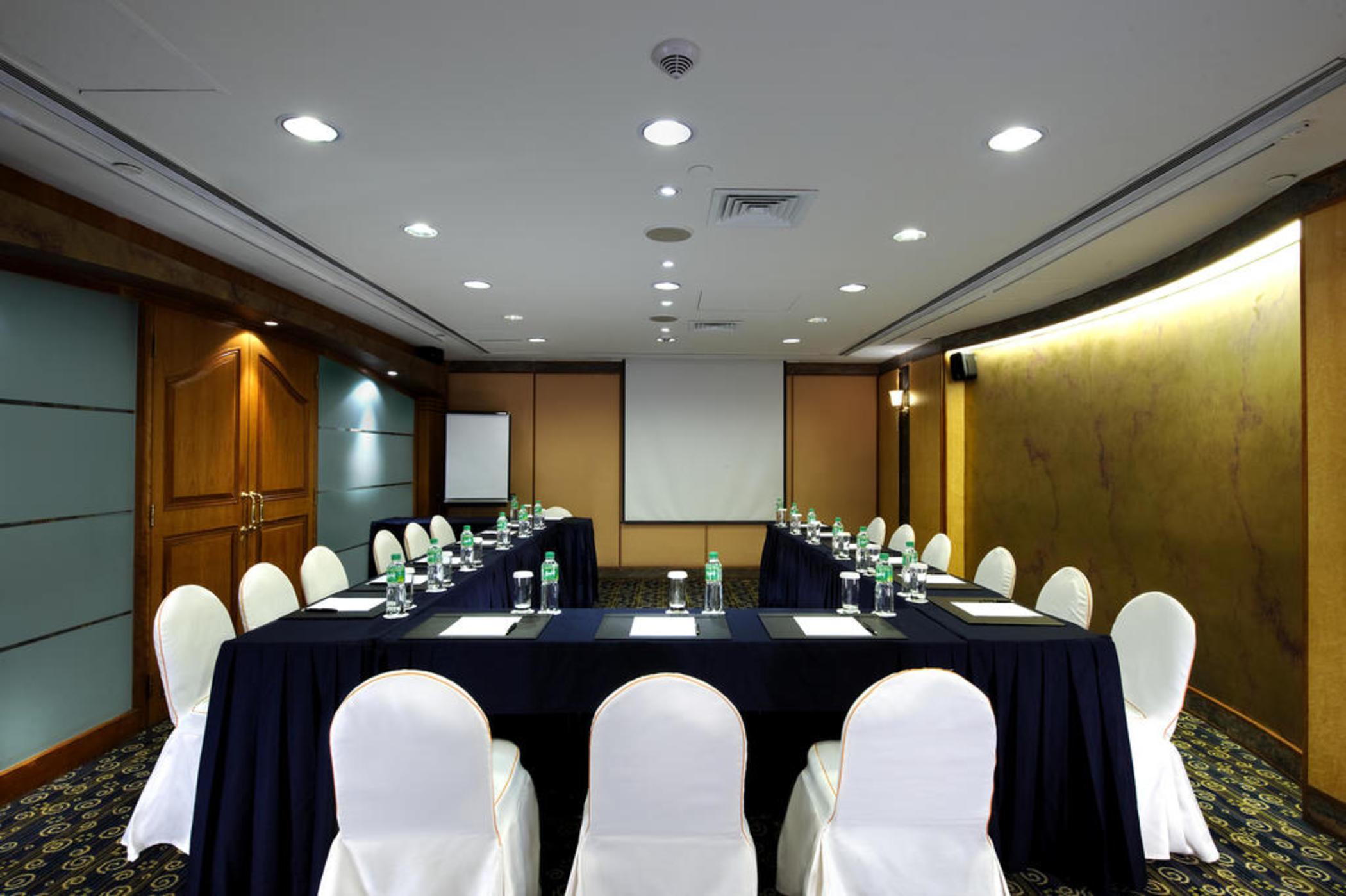 Charterhouse Causeway Bay Hotell Hongkong Eksteriør bilde
